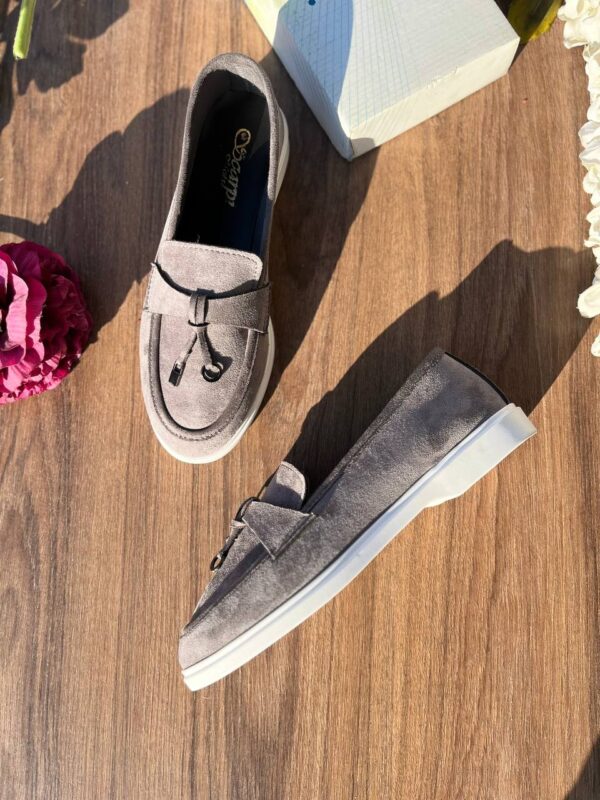 Loafer - Image 2
