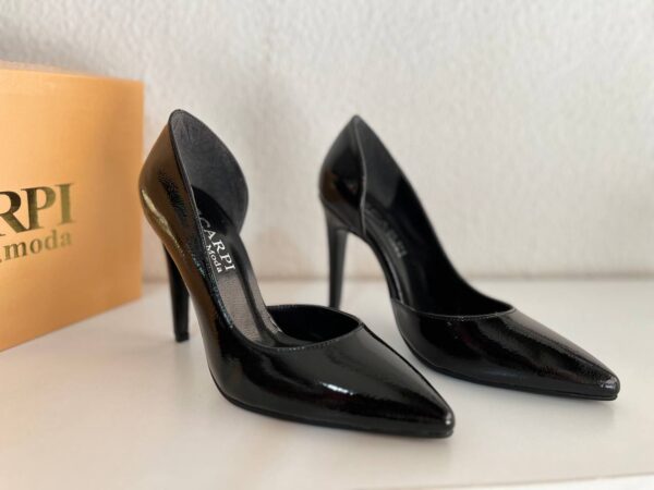 heels - Image 2